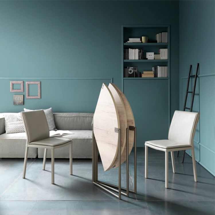 Bạn nên lựa chọn màu sắc hài hòa với không gian nhà