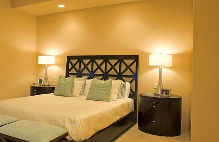 Đèn bàn phòng ngủ truyền thống