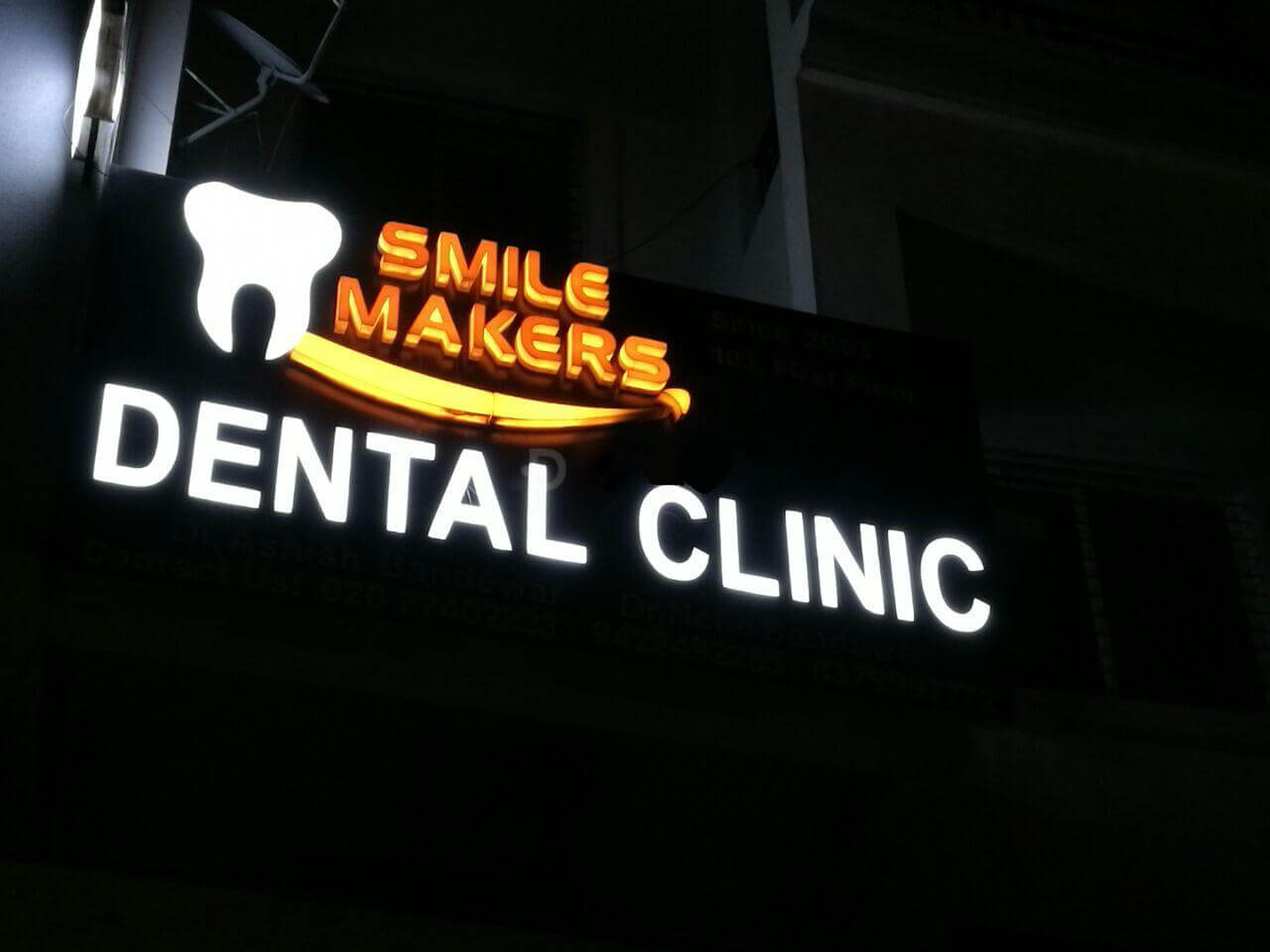 Cần chọn chất liệu phù hợp cho bảng hiệu nha khoa