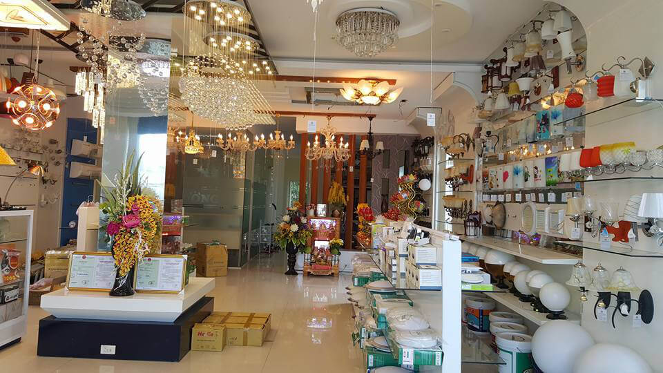 Thiết kế cửa hàng điện nước không gian mở