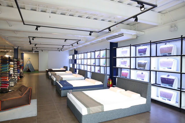 Mẫu 8: Phong cách không gian mở sử dụng hiệu ứng ánh sáng ấn tượng