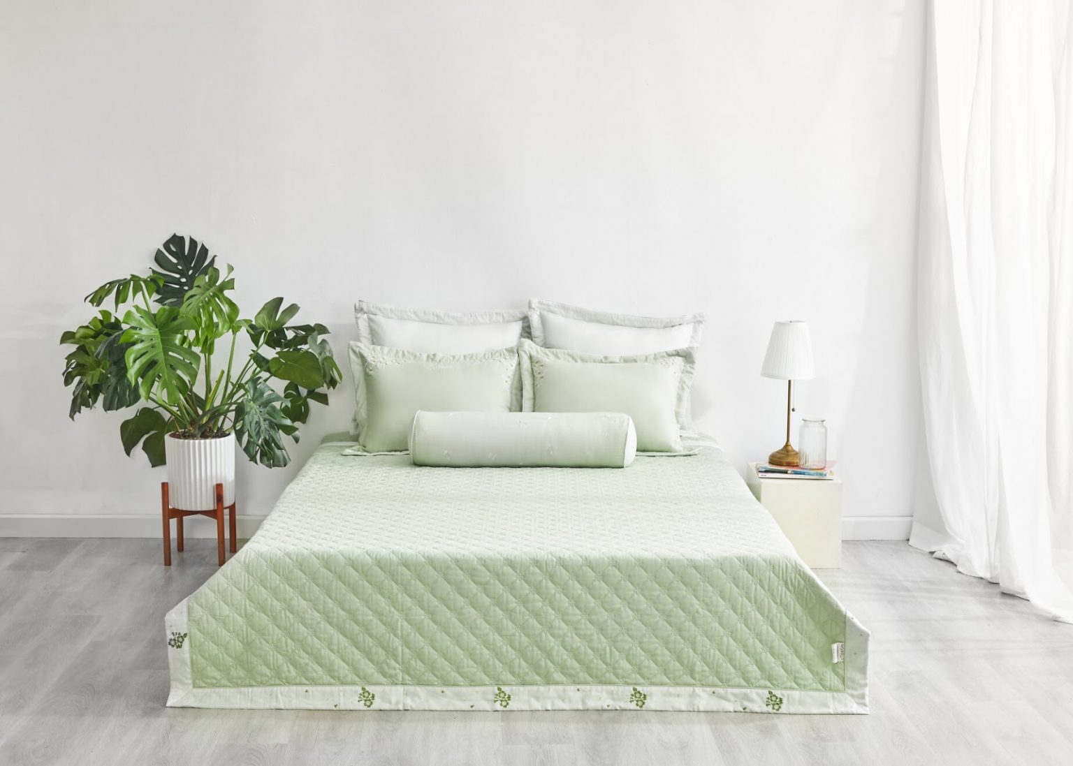 Mẫu 9: Hệ thống cây xanh tạo không khí trong lành