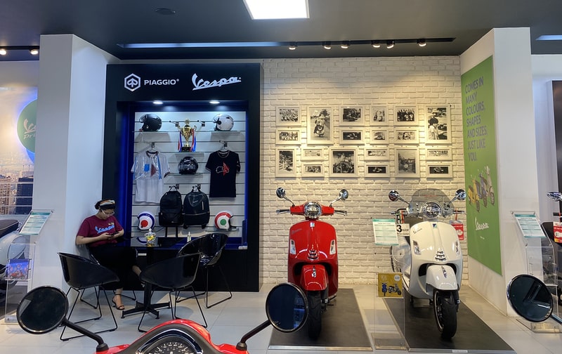 Nhiều lựa chọn mới về thiết kế ấn tượng, tính ứng dụng cao cho cửa hàng xe máy