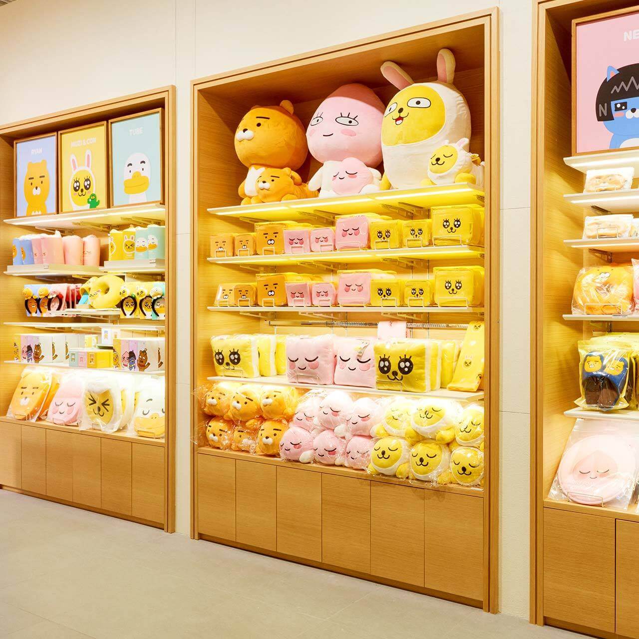 thiet ke cua hang gau bong