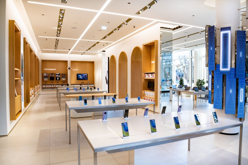 Thiết kế cửa hàng sim thẻ phong cách không gian mở