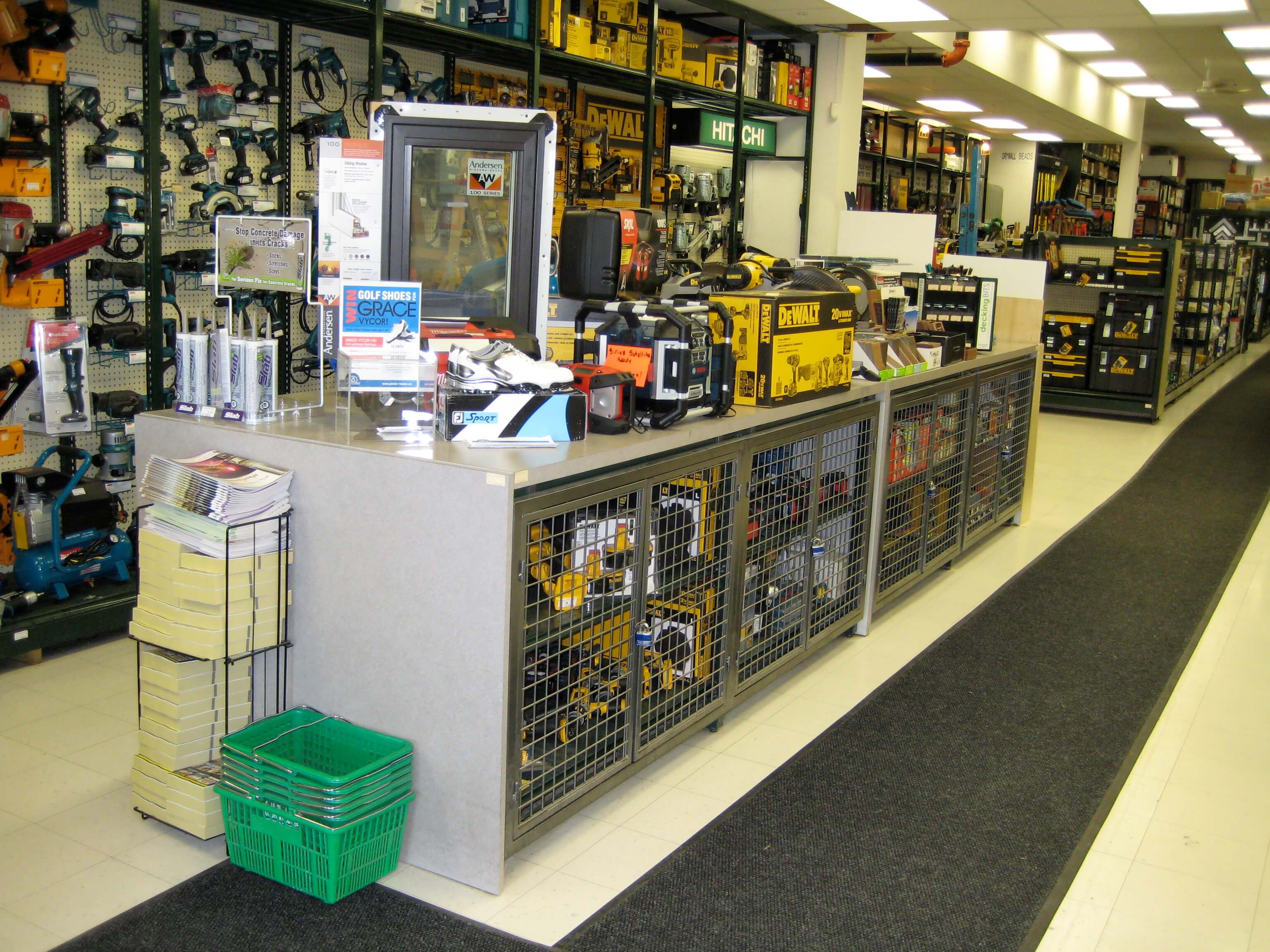 11+ mẫu thiết kế cửa hàng kim khí ấn tượng, hút khách không nên bỏ lỡ