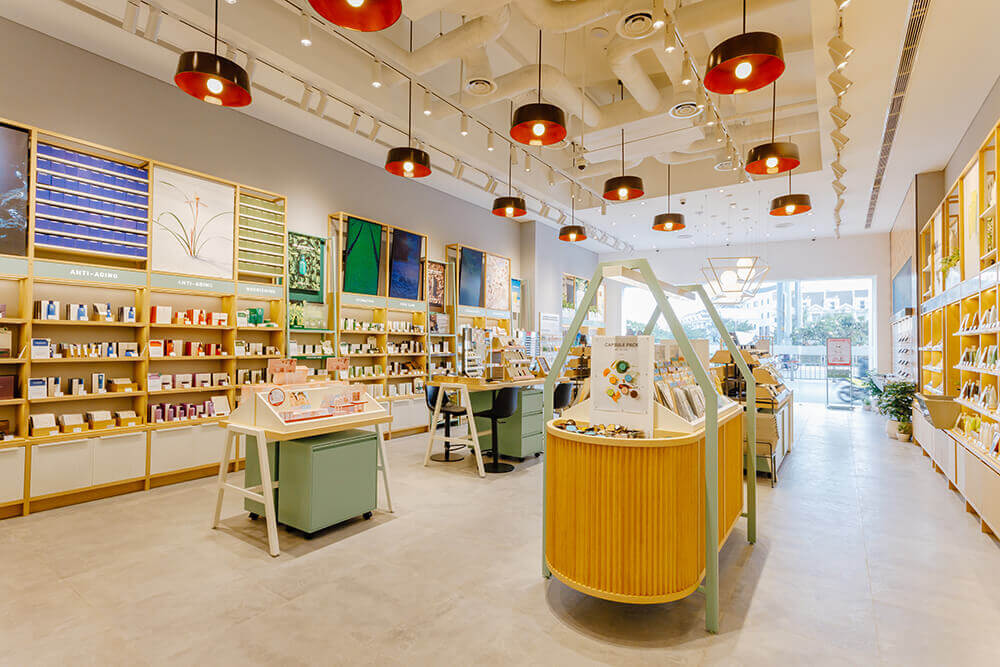 Thiết kế showroom mỹ phẩm xu hướng tối giản