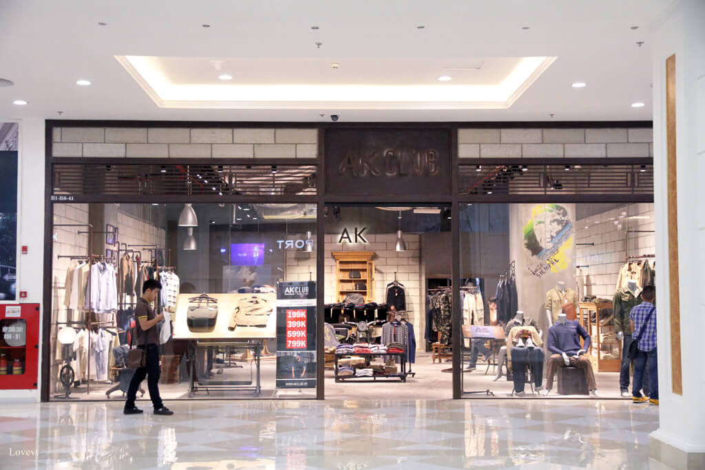 mẫu thiết kế gian hàng bán quần áo đẹp - 22