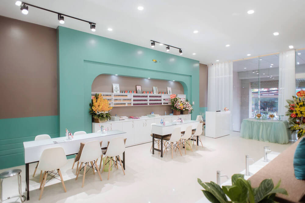 decor tiệm nail nhỏ xinh Pendecor