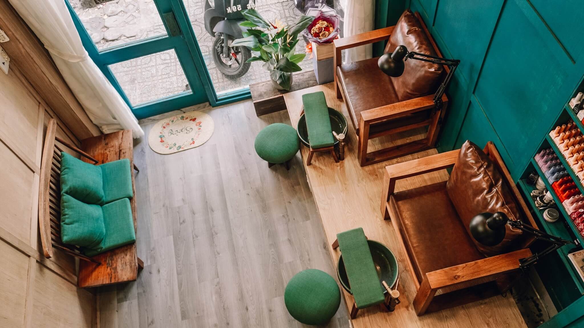 trang trí tiệm nail Pendecor