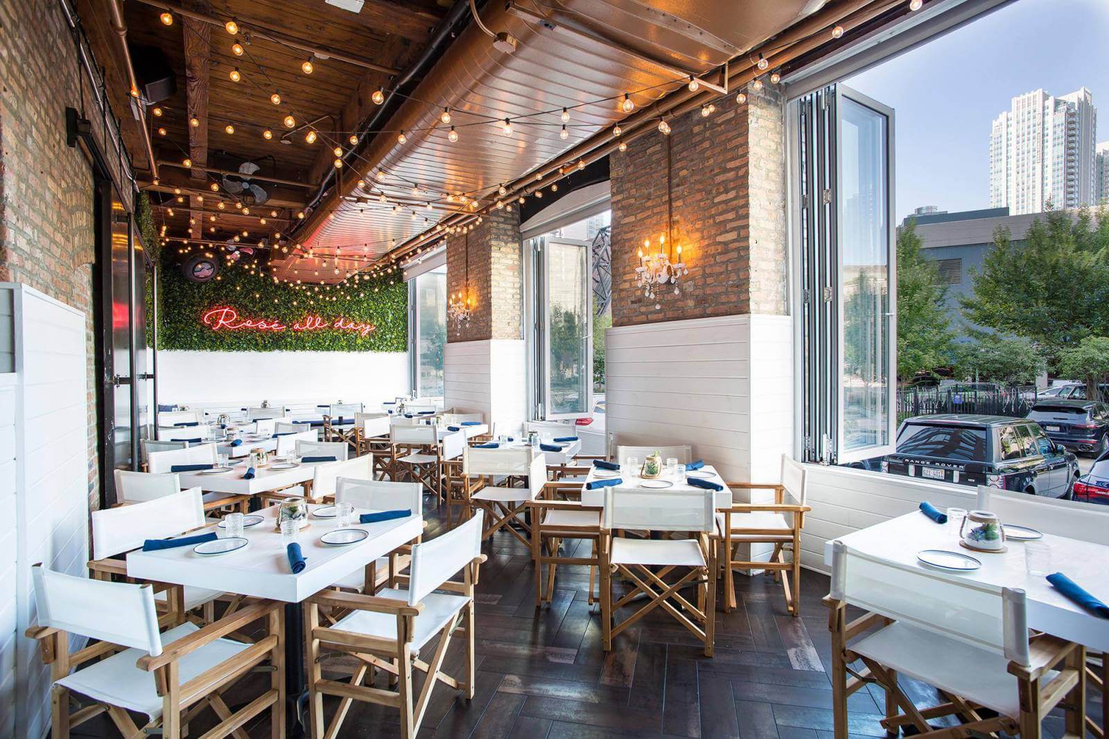 thiết kế nhà hàng Pendecor