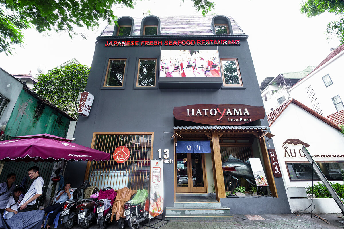 mẫu nhà hàng 2 tầng đẹp Pendecor