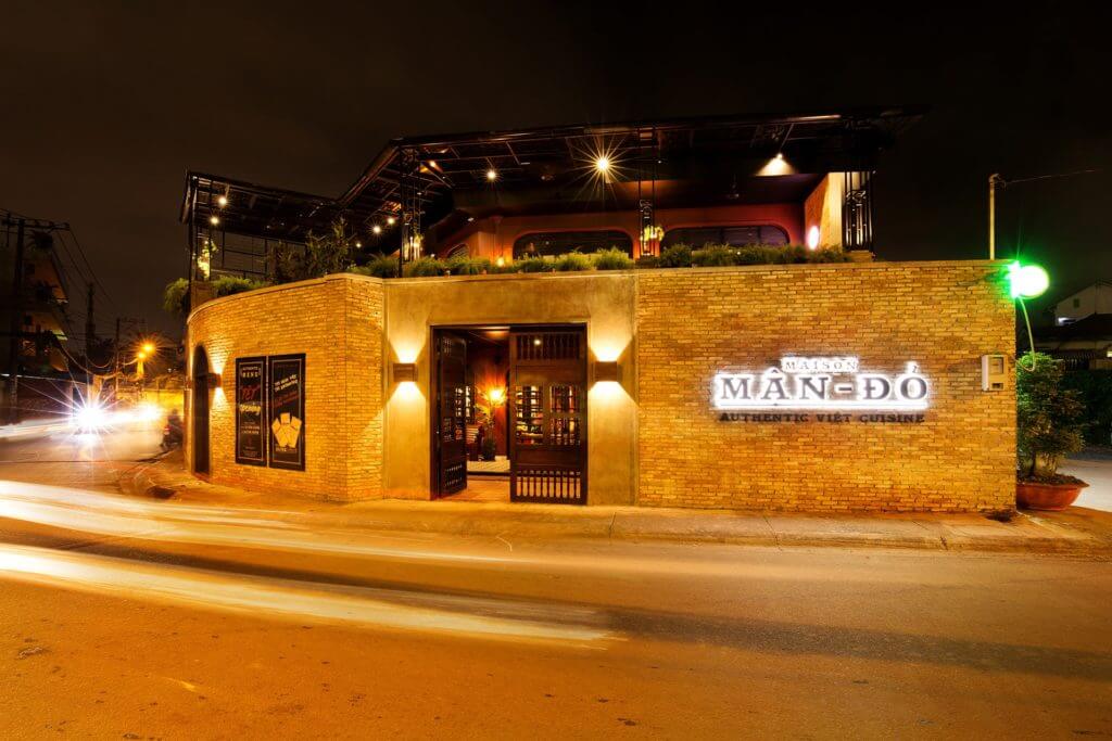 thiết kế nhà hàng 2 tầng Pendecor