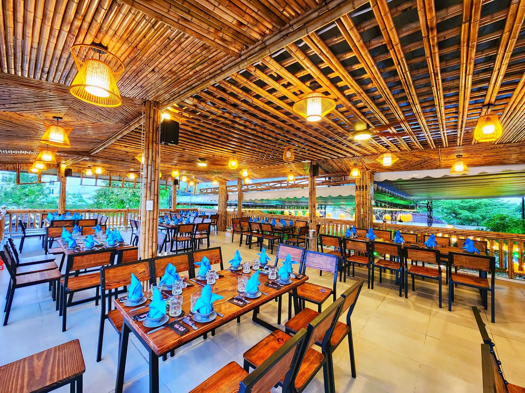 thiết kế quán ăn diện tích nhỏ Pendecor