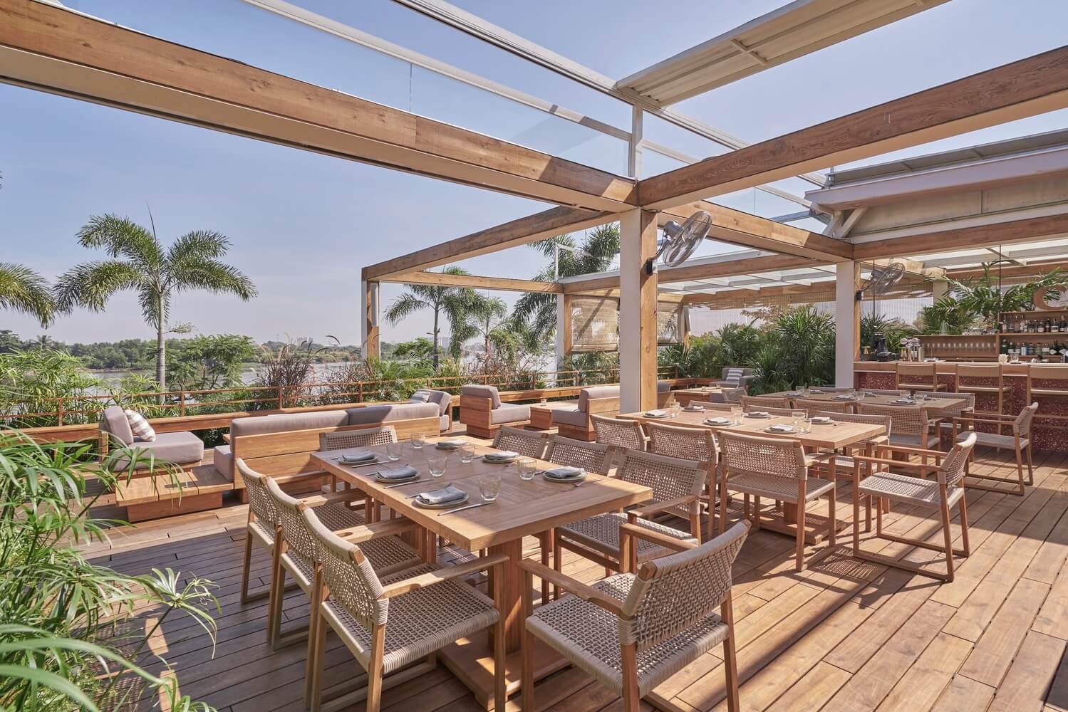 trang trí quán ăn đẹp Pendecor