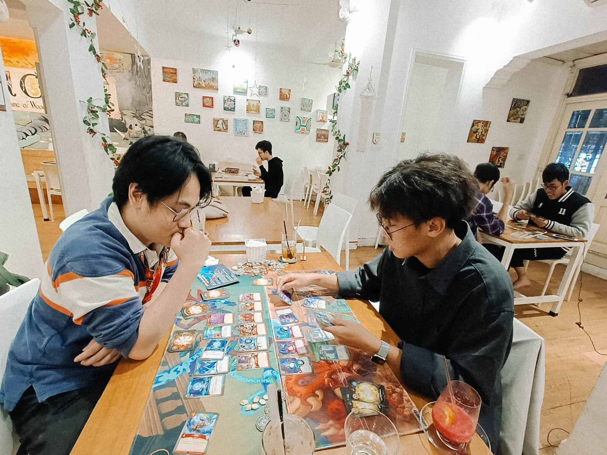 giá thiết kế quán cà phê Pendecor