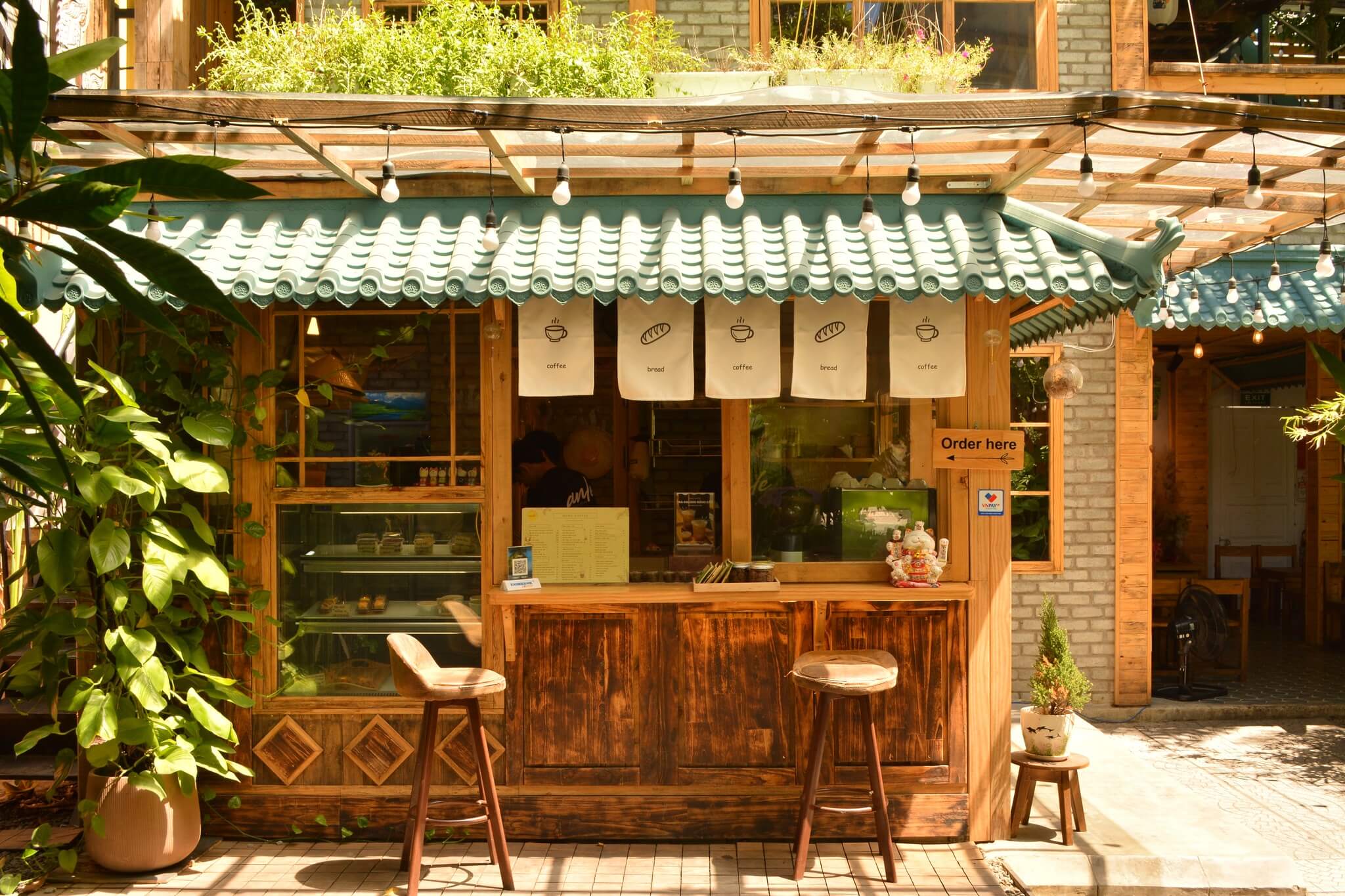 thiết kế quán cà phê Pendecor