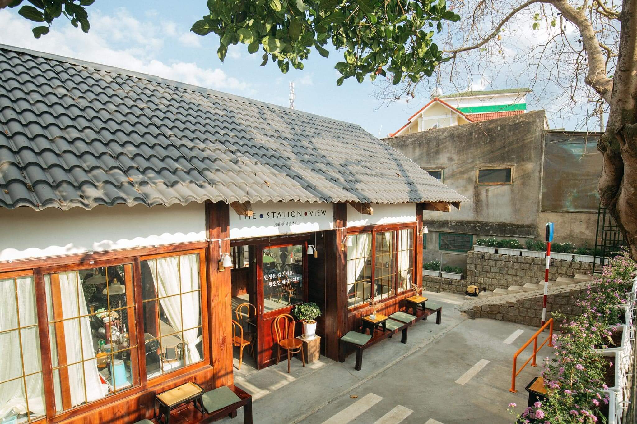 thiết kế nội thất quán cafe Pendecor