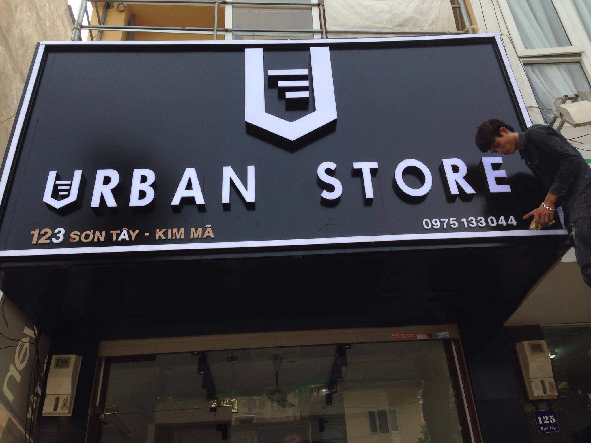 giá bảng hiệu chữ nổi mica Pendecor