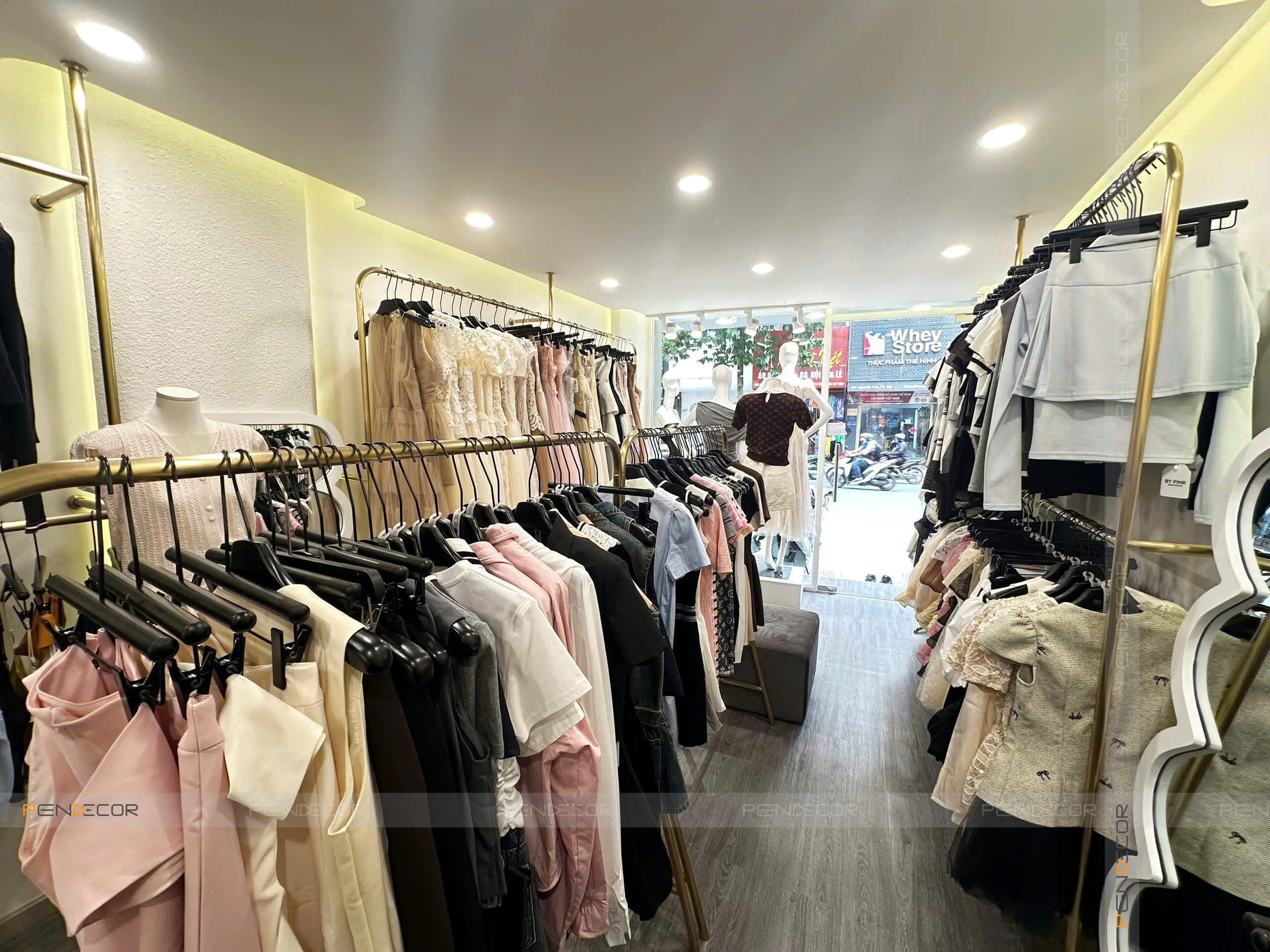 Thi Công Shop Thời Trang Nữ By Pink Boutique