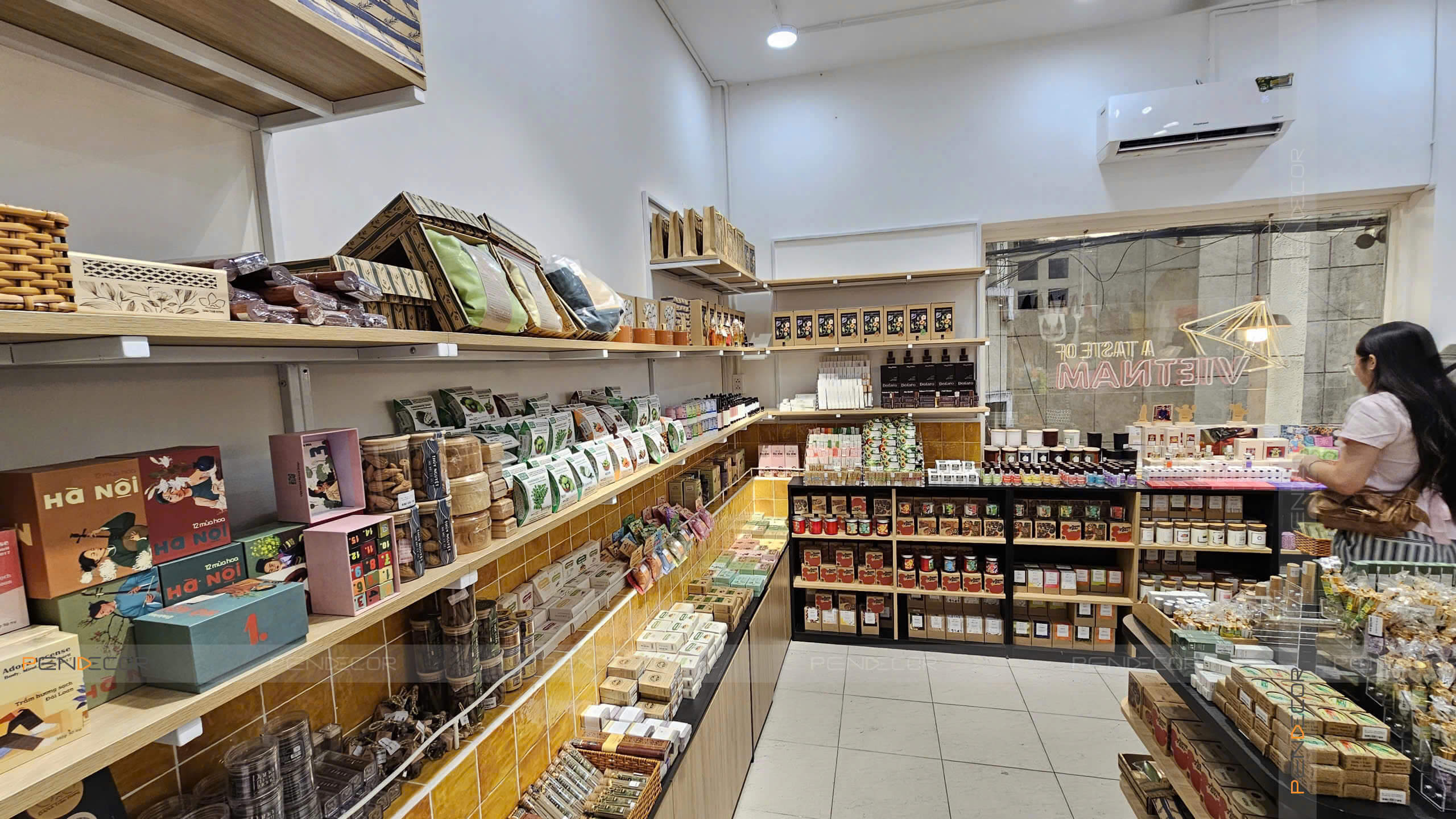 Thi Công Shop Phụ Kiện Kokonic