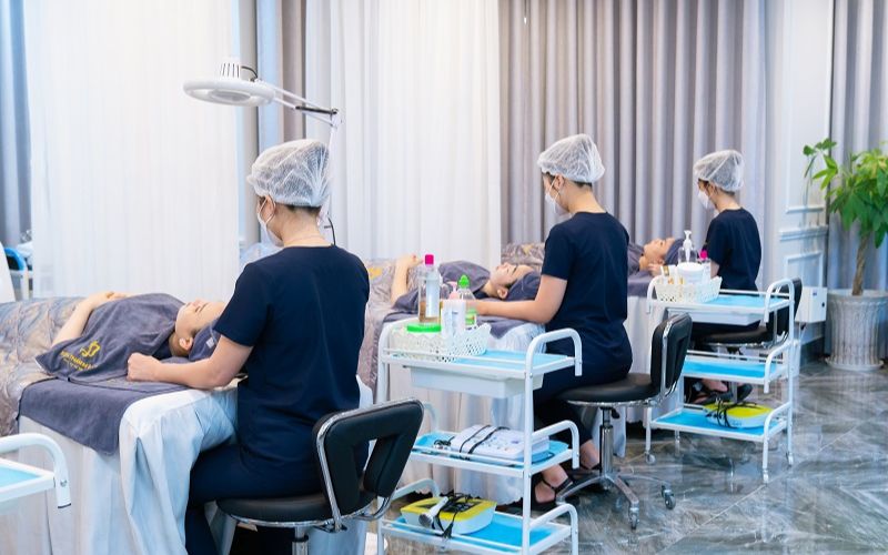 đào tạo kỹ thuật viên spa Pendecor